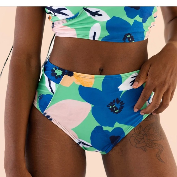 Nani Other - New Nani Sea Floral Yoga Pocket Bottom Swim Bottoms Sz XS